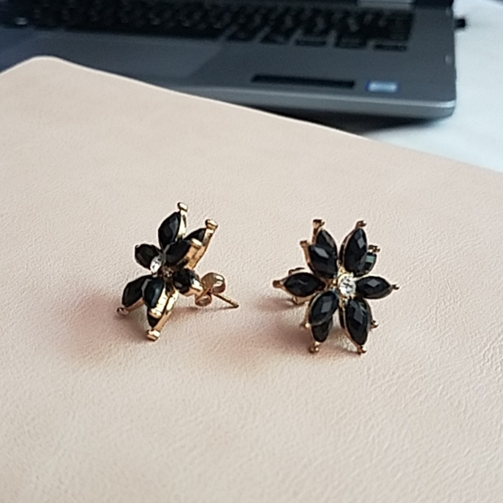 Large black flower earrings